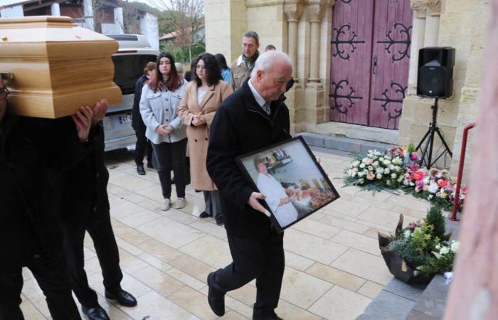 his simple and family funeral in Rion-des-Landes, his native village