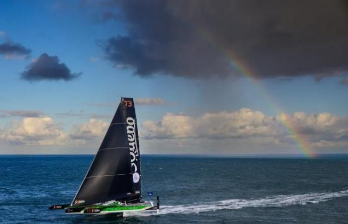 After passing Ecuador, Coville on the basis of the Jules Verne Trophy record