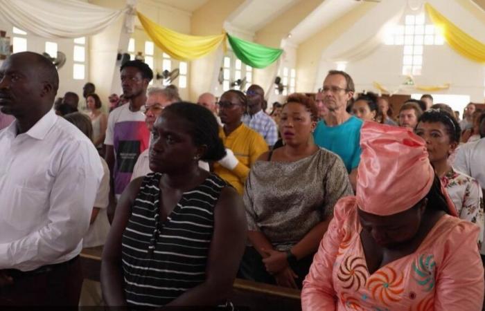 Residents of Mayotte try to celebrate Christmas, eleven days after the passage of Cyclone Chido