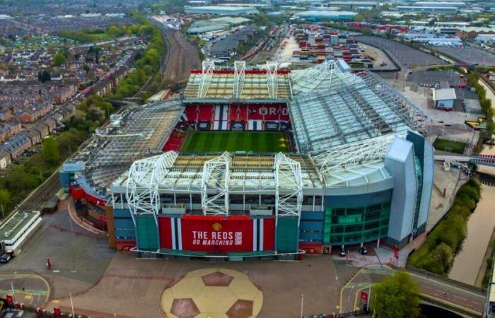 In addition to the problems on the pitch, Manchester United also have to fight against mice