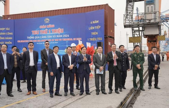 Tan Vu Port Reaches Million TEU Milestone for Fourth Consecutive Year – Vietnam Maritime Corporation-VIMC