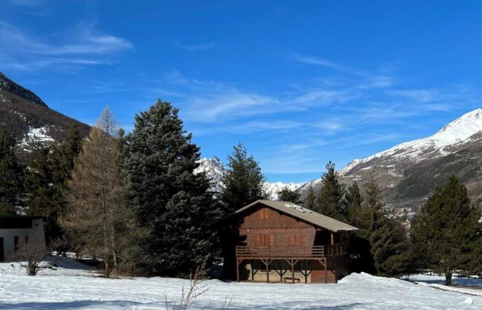 GRENOBLE: Winter and Isère, 120 medium and high mountain towns