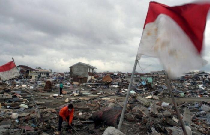 Asia commemorates the 2004 tsunami, which left 220,000 dead