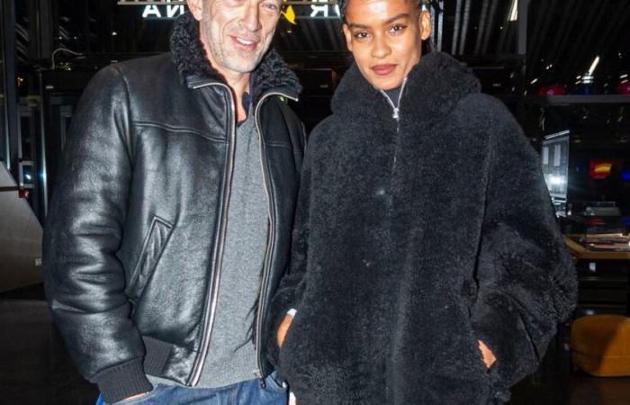 Vincent Cassel soon to be a father: the actor poses with his young partner and her very rounded belly