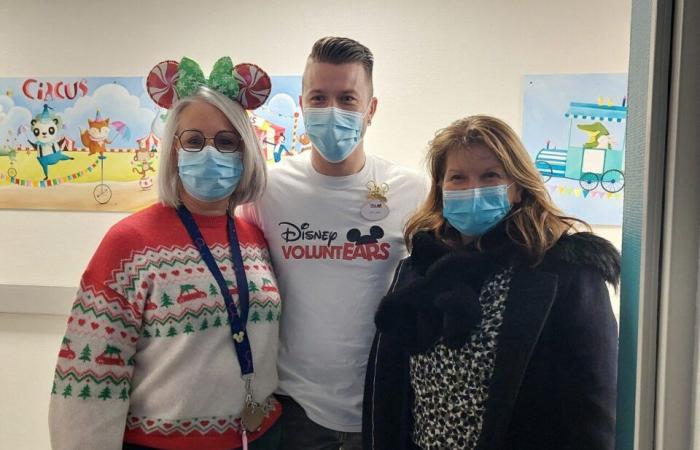 Disneyland Paris ambassador Dylan Legras plays Santa Claus at Dieppe hospital