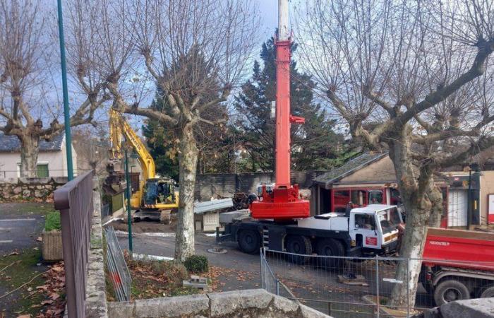 The Fouillade. After the fire, the demolition of the Fouilladol premises