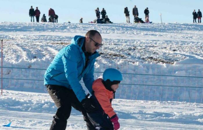 Pictures. The snow line volunteers in Sapois are happy with the crowds linked to the snow and the sun