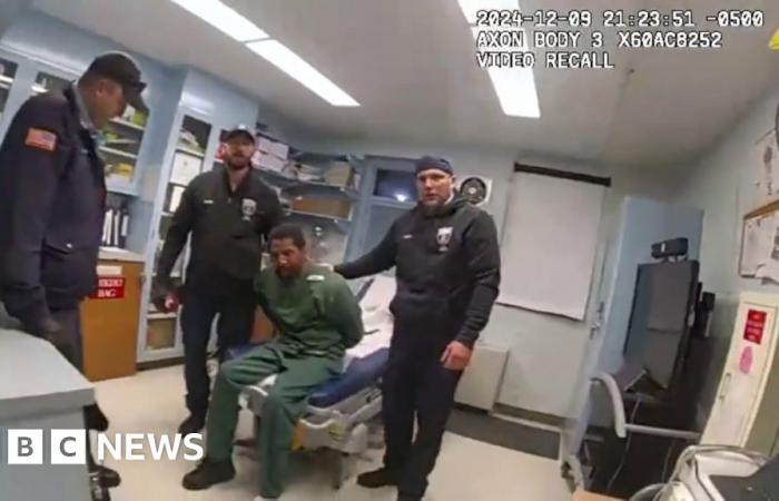 Footage shows NY officers beating prisoner before death