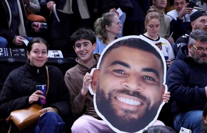 Relive Poitiers’ victory against Tours in a fiery derby for Earvin Ngapeth’s last