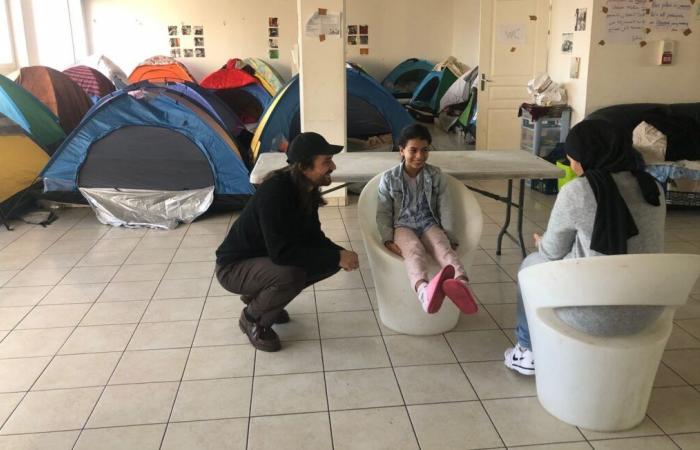 A homeless Christmas for Samira and her two children, who did not find a place at 115