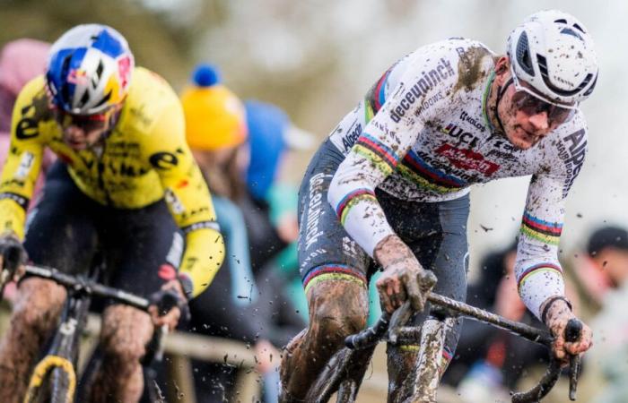 Van der Poel on a cloud, Van Aert in the mud