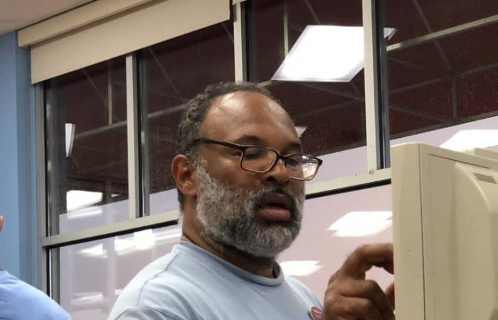 ‘Cosby Show’ actor Geoffrey Owens still ‘struggling’ to make ends meet after he quit Trader Joe’s gig over ‘attack on my privacy’