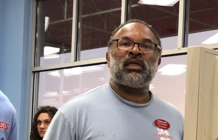 ‘Cosby Show’ actor Geoffrey Owens still ‘struggling’ to make ends meet after he quit Trader Joe’s gig over ‘attack on my privacy’