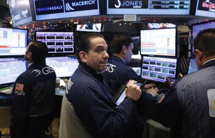 Wall Street: losses widen at the end of the morning