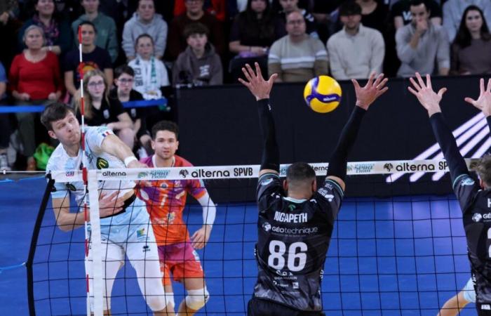 Relive Poitiers’ victory against Tours in a fiery derby for Earvin Ngapeth’s last