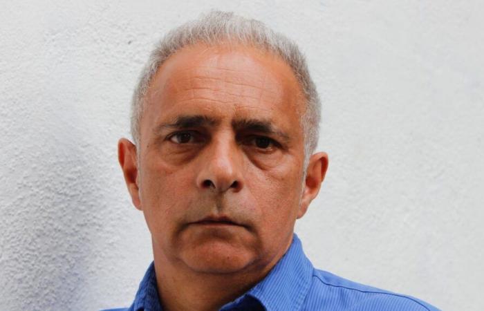 Hanif Kureishi opens up with moving frankness in an intimate novel