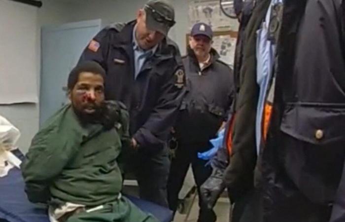 Footage shows New York correctional officers beating African-American inmate before his death