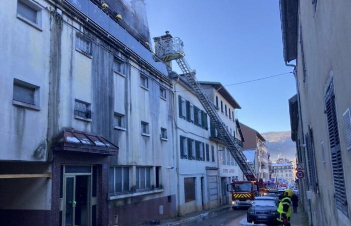 Eight people evacuated in the fire of this apartment in Saint-Claude