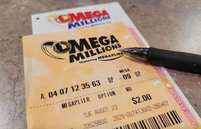 An American won $1.22 billion in the lottery