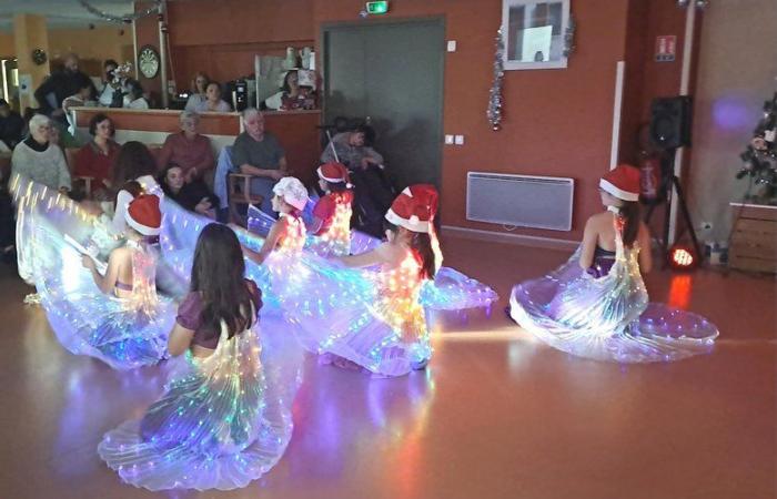 A lovely afternoon of celebration at the retirement home