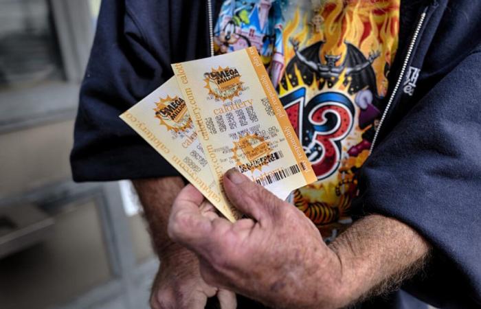 Winning ticket sold for $1.22 billion lottery jackpot, Mega Millions says