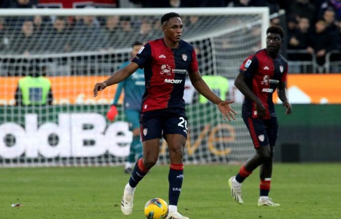 Yerry Mina fit to start Cagliari vs Inter Milan Serie A clash