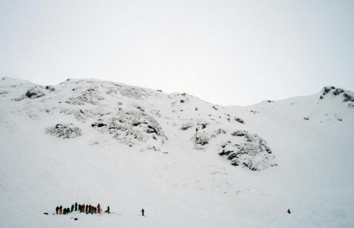 the Savoie prefecture calls for vigilance after a series of snow slides