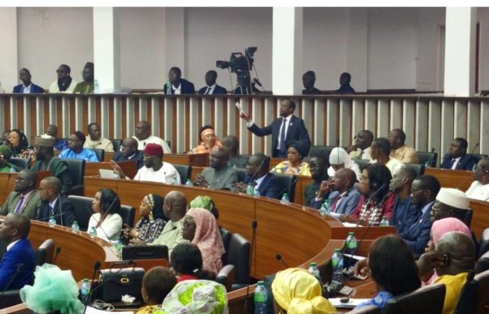 standoff between El Malick Ndiaye and Abdoul Mbow