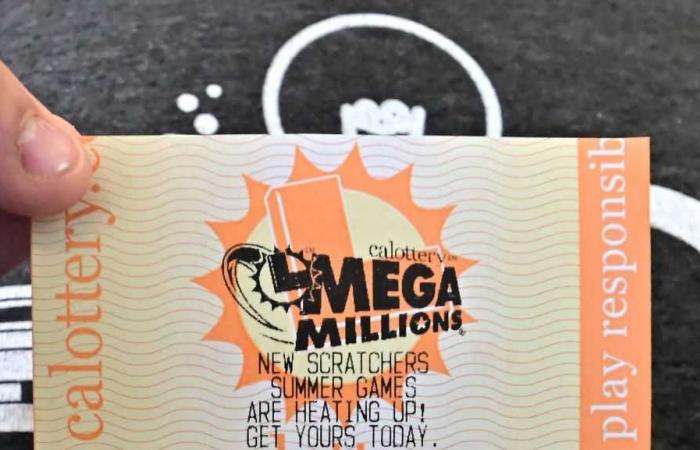 $1.22 billion Mega Millions ticket sold at Circle K store in Shasta County