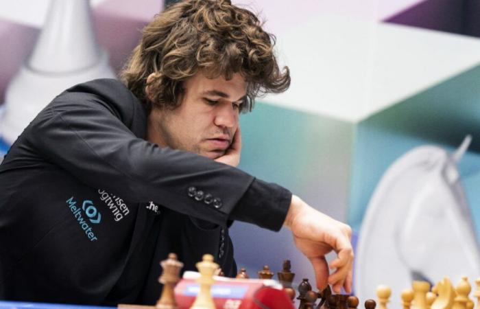 sanctioned for wearing jeans, Magnus Carlsen slams the door of the World Chess Championships