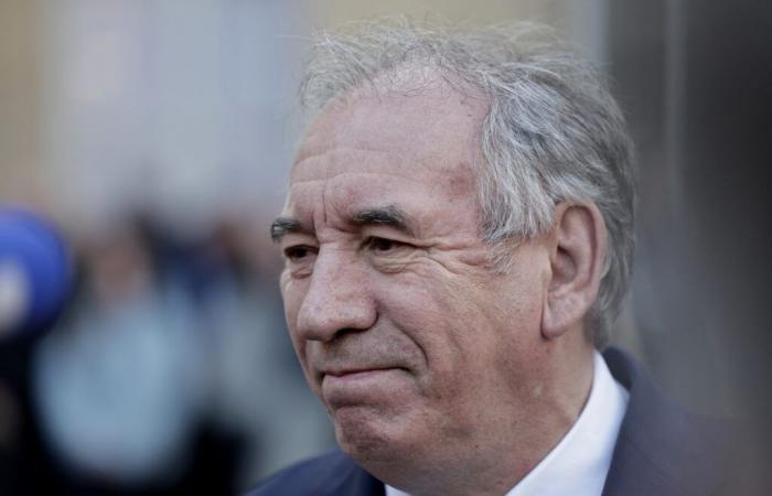 Bayrou finally expected Monday before a stop in Reunion on Tuesday