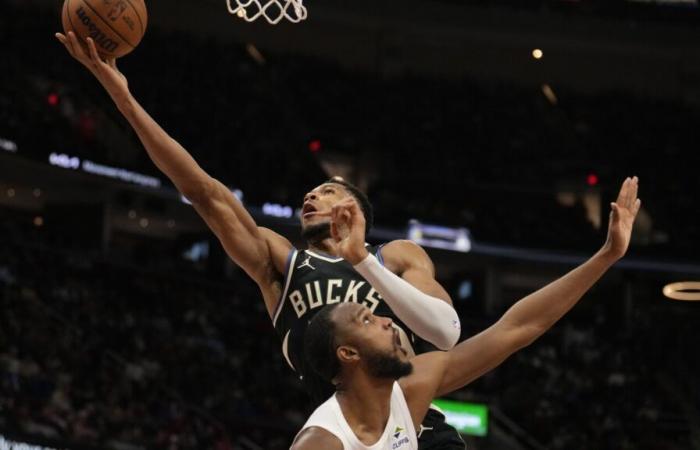 Antetokounmpo still out, Lillard set to return for Bucks against Bulls