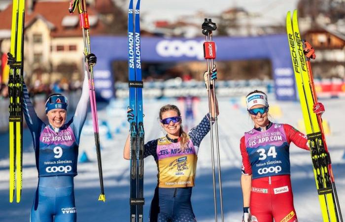 Cross-country skiing | Toblach: courageous, Jessie Diggins takes a double on the classic mass-start, Léonie Perry best Blue | Nordic Mag | No. 1 Biathlon