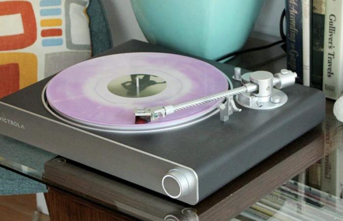 This Victrola brand vinyl turntable is perfect if you have several Sonos speakers