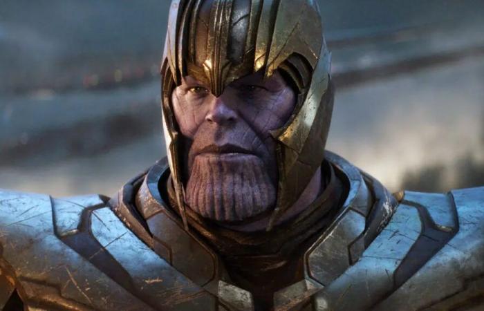 a fan destabilizes Josh Brolin by pointing out this inconsistency