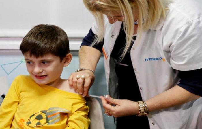 Meningitis: expanded vaccination campaign in France in the face of a growing threat