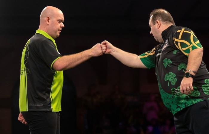 Van Gerwen reaches a high level at times and reaches the eighth finals of the World Darts Championship