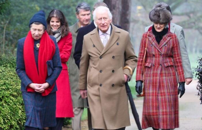 King Charles accompanied by senior royal as he steps out for first time since Christmas | Royal | News