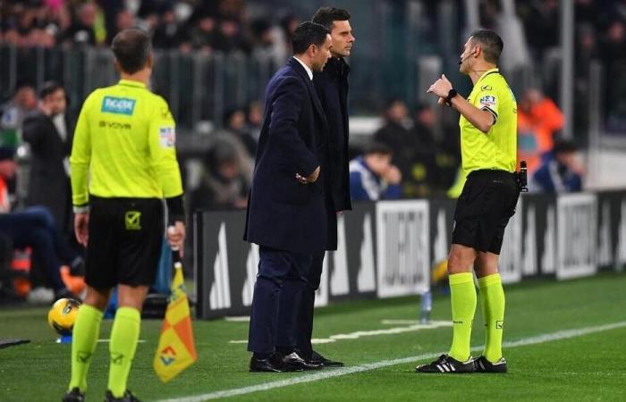 Serie A. After racist insults, the Juventus-Fiorentina match stopped for several minutes.