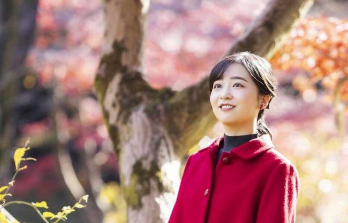 Princess Kako in red for her 30th birthday (PHOTOS)