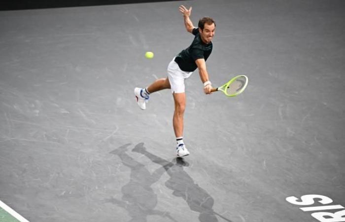 Richard Gasquet and Lucas Pouille beaten in the final round of qualifying in Brisbane