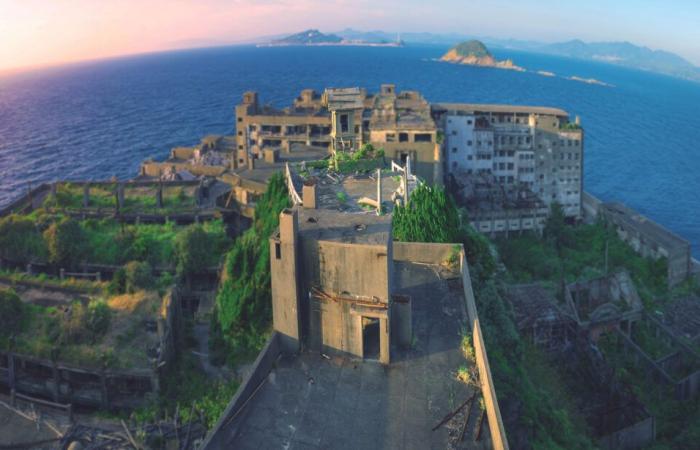 In Japan, a completely abandoned “warship” island