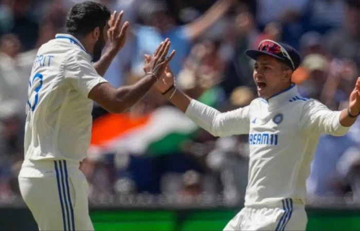 Jasprit Bumrah defeats Sam Konstas in round 2 and makes a unusual celebration in Melbourne – MUST SEE!