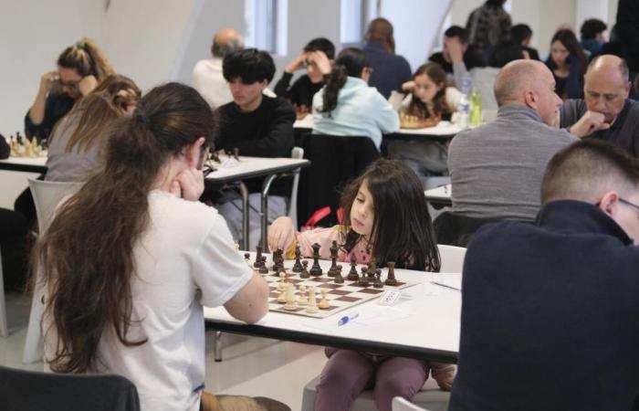 at 6, 9 and 12 years old, siblings involved in the Mont-de-Marsan International Chess Open