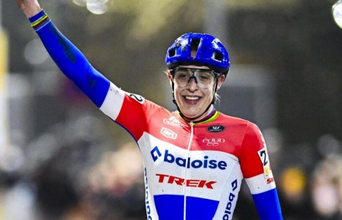 Lucinda Brand beats Ceylin Alvarado after a nice battle in Superprestige Diegem