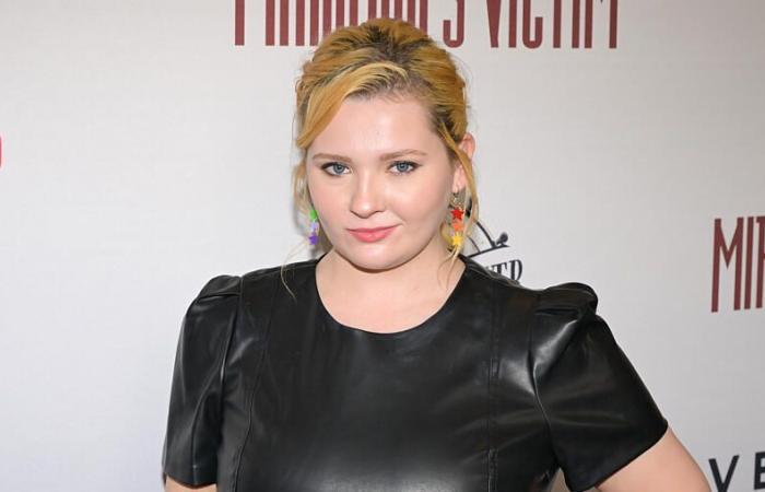 'Little Miss Sunshine' Abigail Breslin Opens Up About Her Accusations Against Aaron Eckhart for the First Time