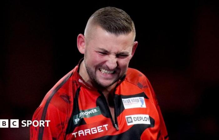 PDC World Darts Championship 2025 results: Nathan Aspinall cruises into quarter-finals