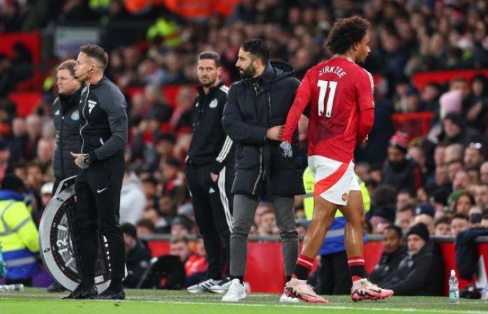 Joshua Zirkzee suffers ‘brutal’ treatment from Manchester United fans at Old Trafford | Football