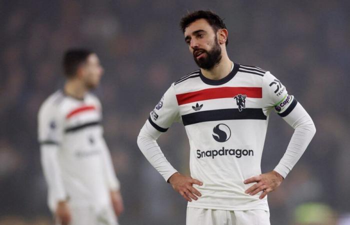 Why is Bruno Fernandes NOT playing for Man Utd against Newcastle tonight?