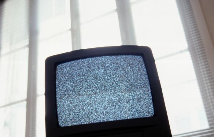 800,000 deprived television and telephone subscribers, the criminal trail envisaged